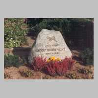 111-1047 Grabstelle auf dem Friedhof in Bordesholm, Rudolf Herrenkind aus Wehlau, geb. 21.01.1897, gest. 16.07.1983.jpg